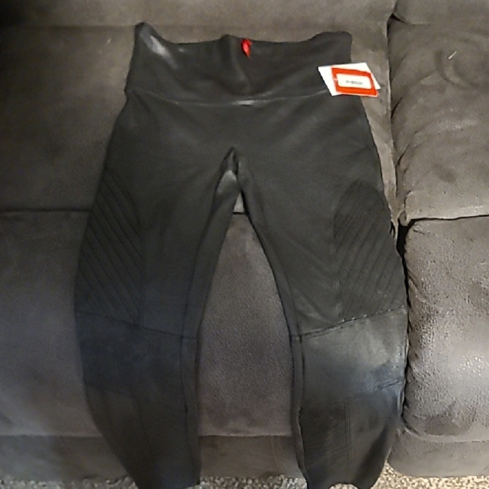 SPANX Black Leggings with Stretchy Form-Fitting Design